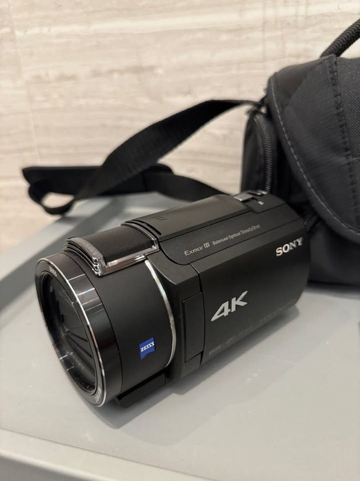 Sony AX43A 4K Handycam® Camera
