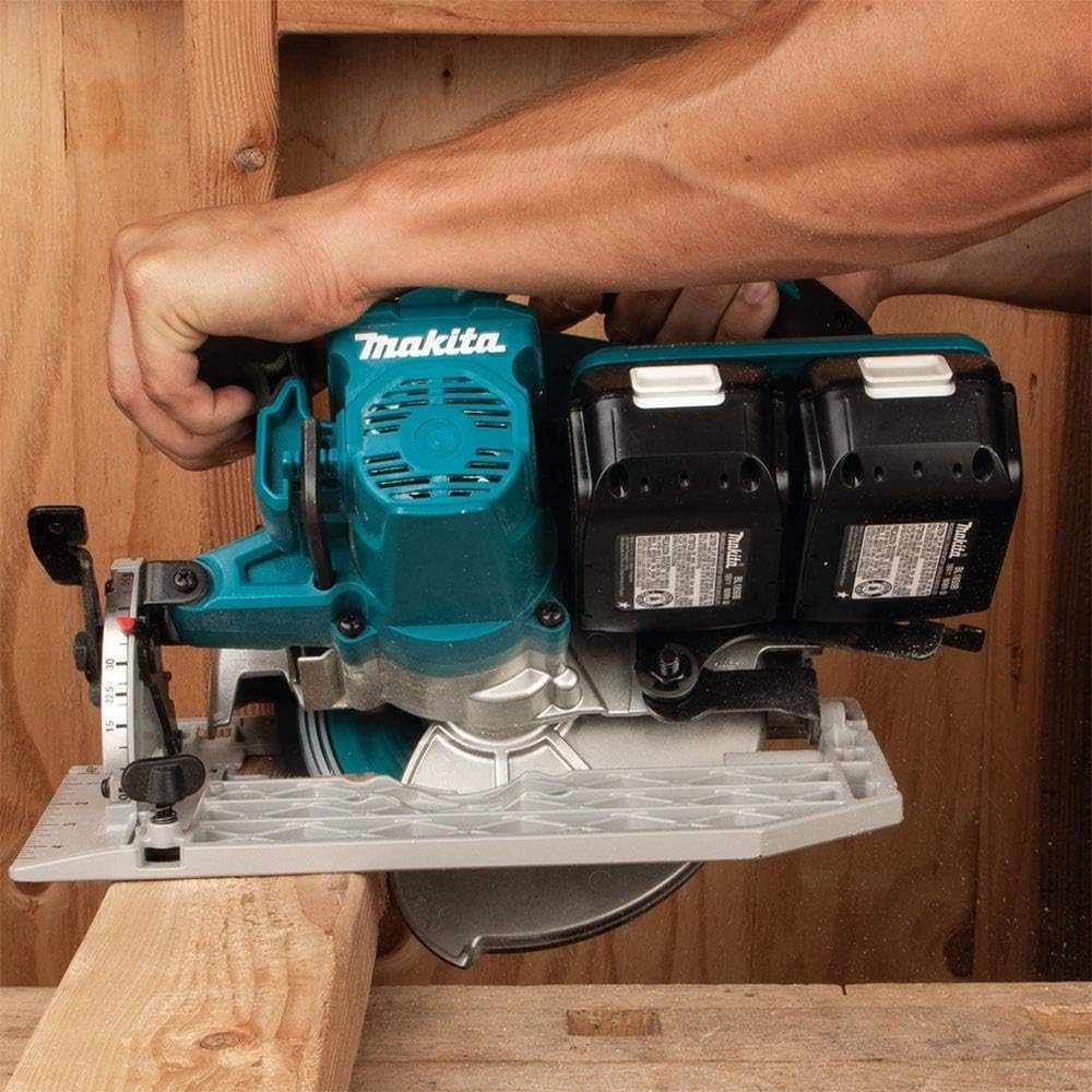 Makita DHS680Z 18V Brushless Circular Saw with 2 x 5Ah Batteries, Charger, Case & Inlay
