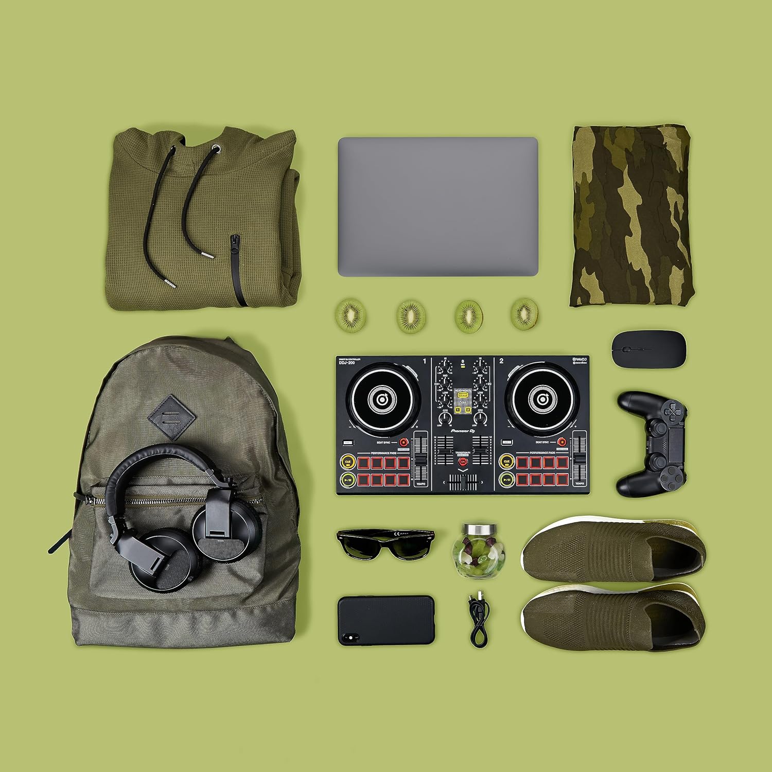 Pioneer DDJ-200 - Bluetooth entry-level controller for DJ usable with smartphone, Black