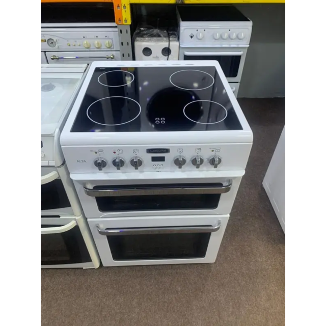 Leisure white good condition 60cm electric cooker with oven grill