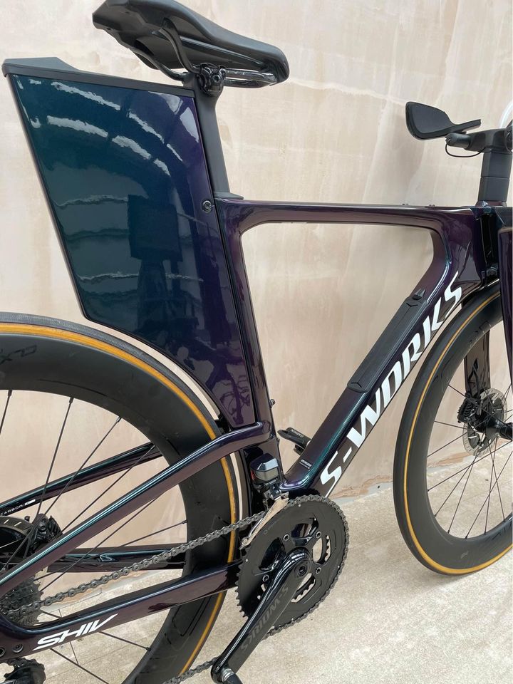 Limited edition s-works shiv 1/500 bikes Only been on road onceLimited edition s-works shiv 1/500 bikes